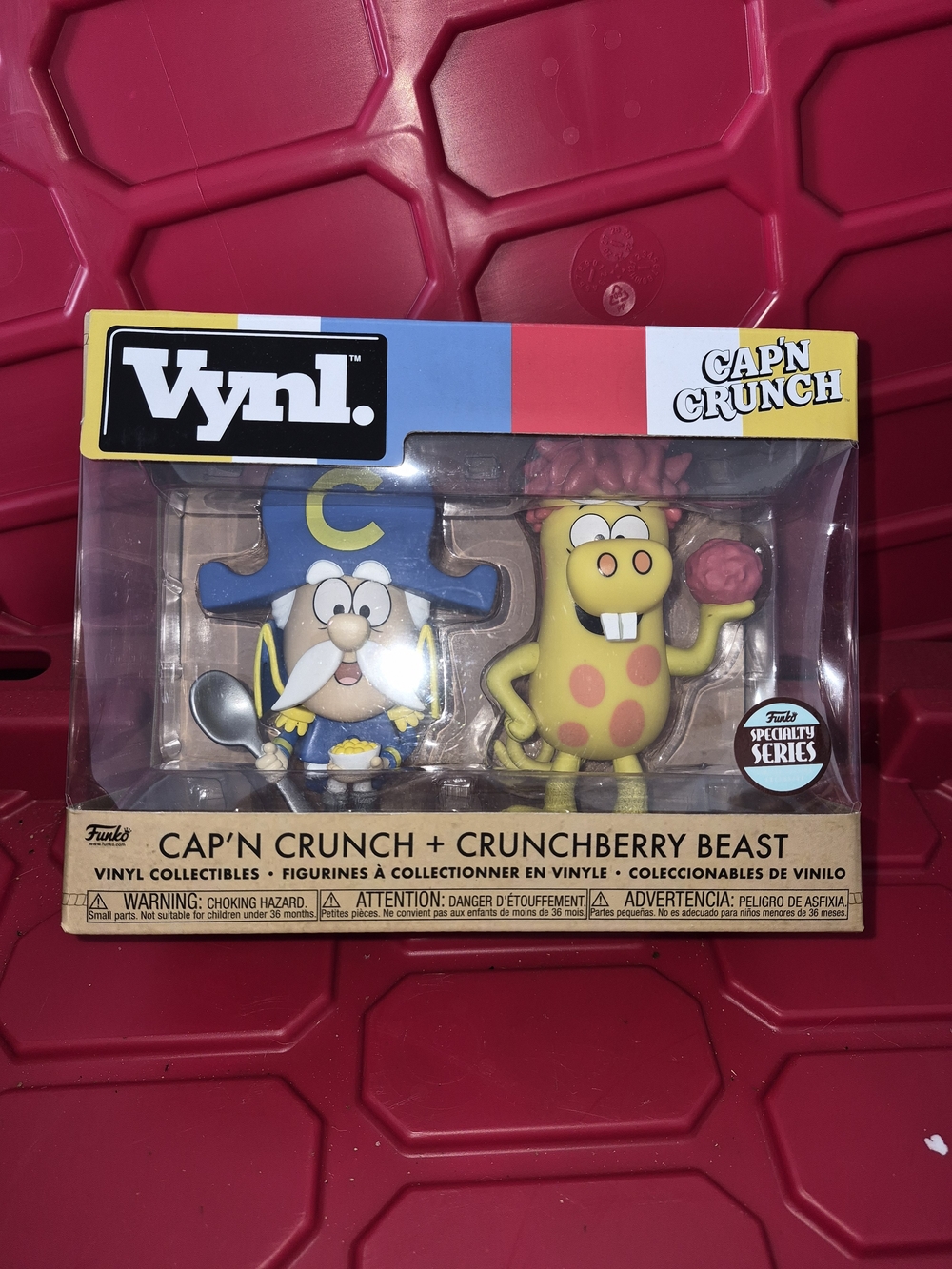 Funko Vynl. Cap'n Crunch & Crunchberry Beast - Yellow, Blue & Pink